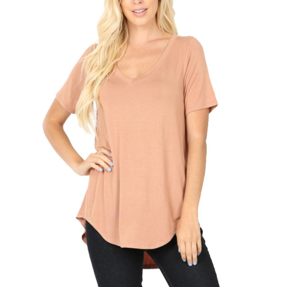 EGG SHELL Hi-Low Short Sleeve V-Neck Luxe T-Shirt